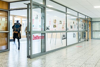 Ausschnitte aus der Dauerausstellung "Zeitfenster" im Rotteck